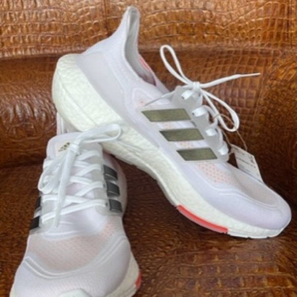 adidas Shoes - Adidas Women's Ultraboost 21 Running Shoe - Size 10